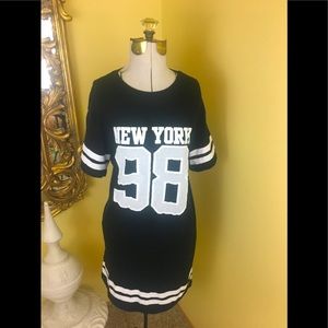 Divided by H & M black New York dress size 2